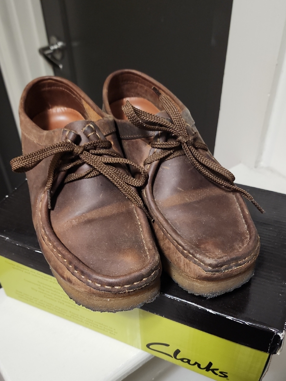 Clark's Beeswax Brown Leather Wallabees / Women's Size 9